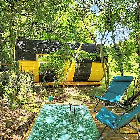 Les Robinsonades Hotel *